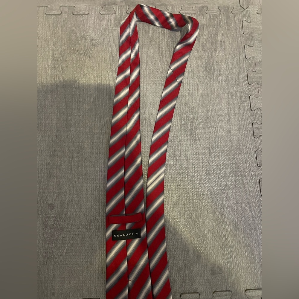 Mens Sean John Tie.